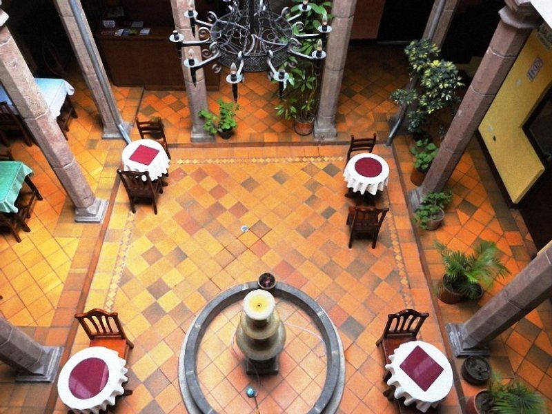 Hotel Catedral Quito Exteriör bild