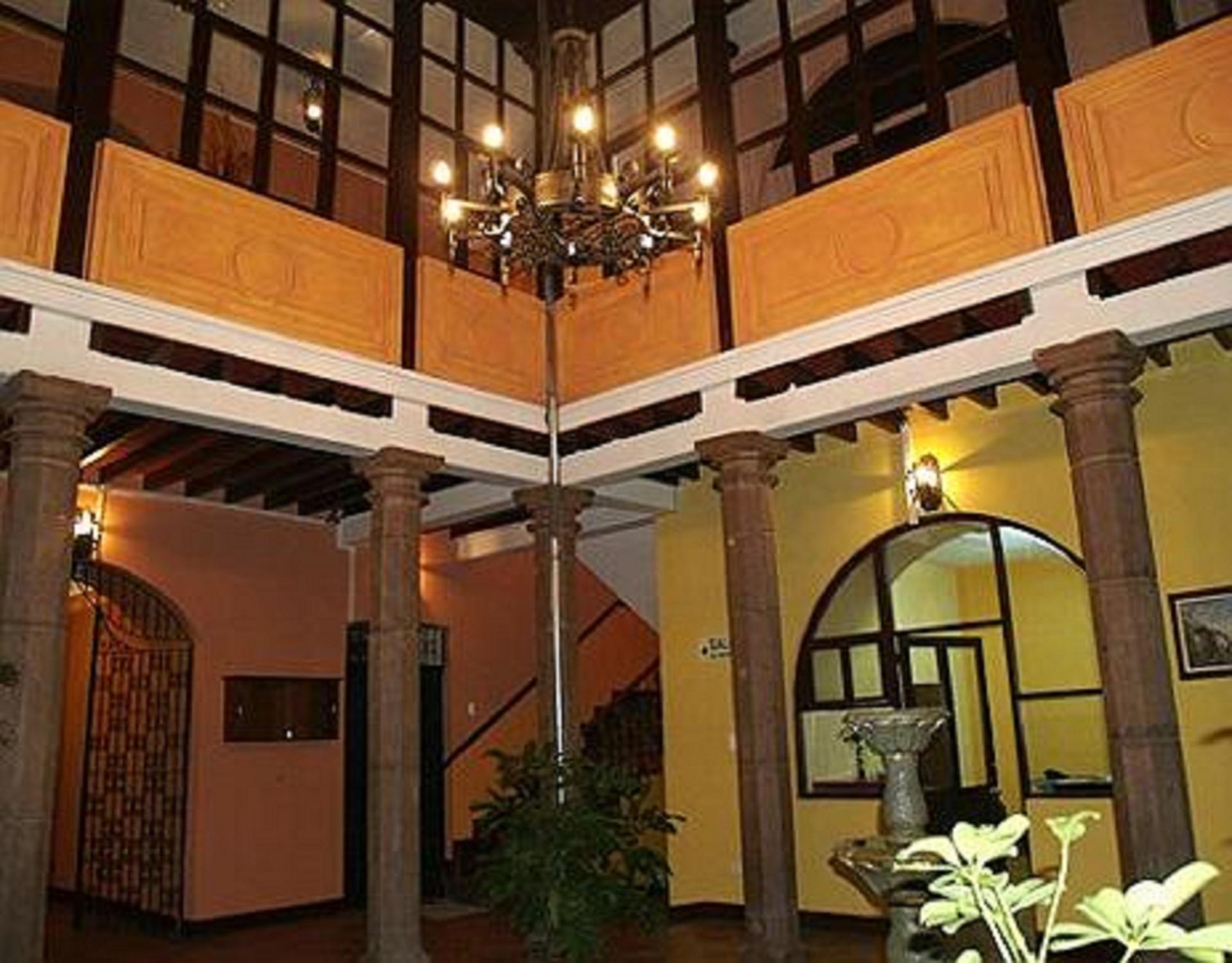 Hotel Catedral Quito Exteriör bild